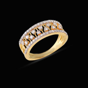 18 KT Yellow Gold – Linear Diamond (0.53 CT) Band For Women