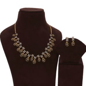 2.57 Ct IGI Certified Diamond Necklace Earring Set 18k Yellow Gold