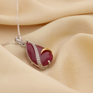 24 CT Red Ruby Gemstone Pear Shape, 925 Silver Pendant with CZ Diamonds