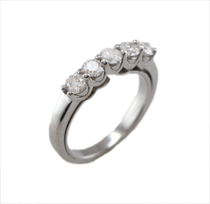 925 Luxury 5 Sparkling Diamonds (0.60 CT) Ring