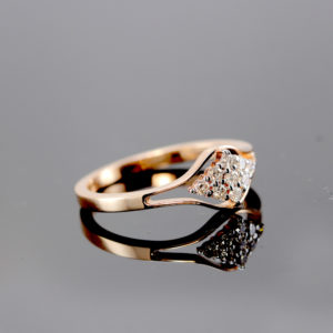 14K Rose Gold Delicate and Modest Ideas Diamond Ring