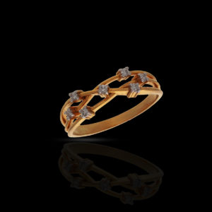 18K Yellow Gold Intertwined Diamond (0.10 CT) Ring