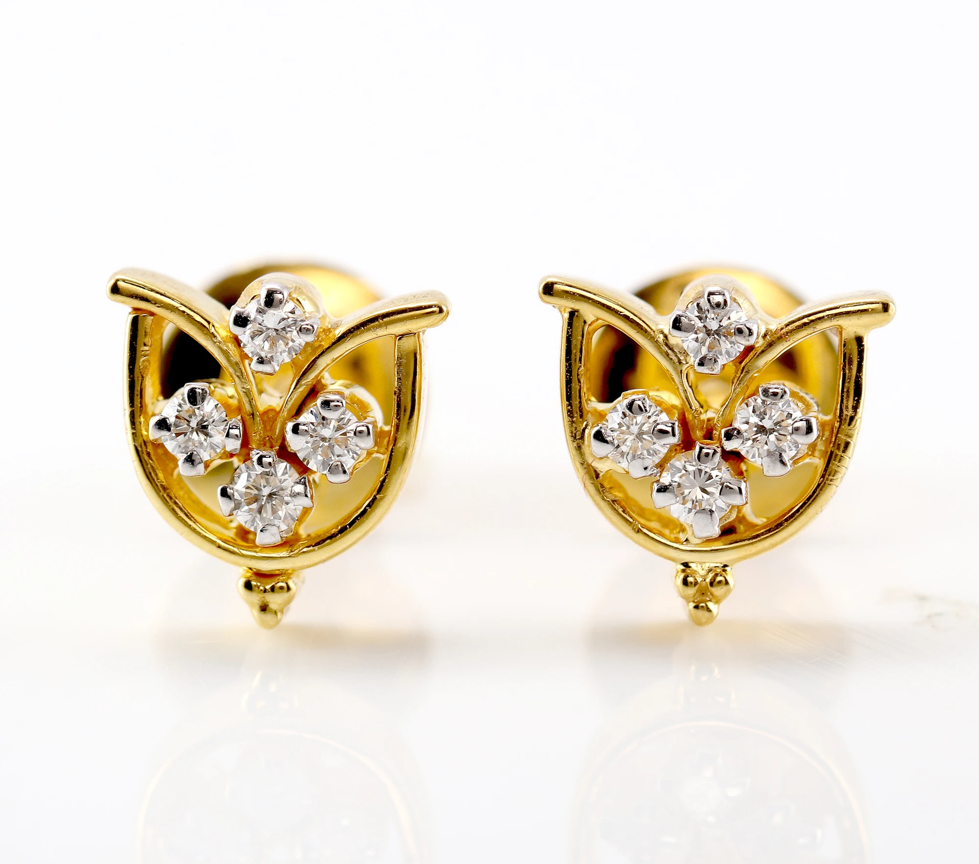 Tulip Bloom Stud Diamond Earring