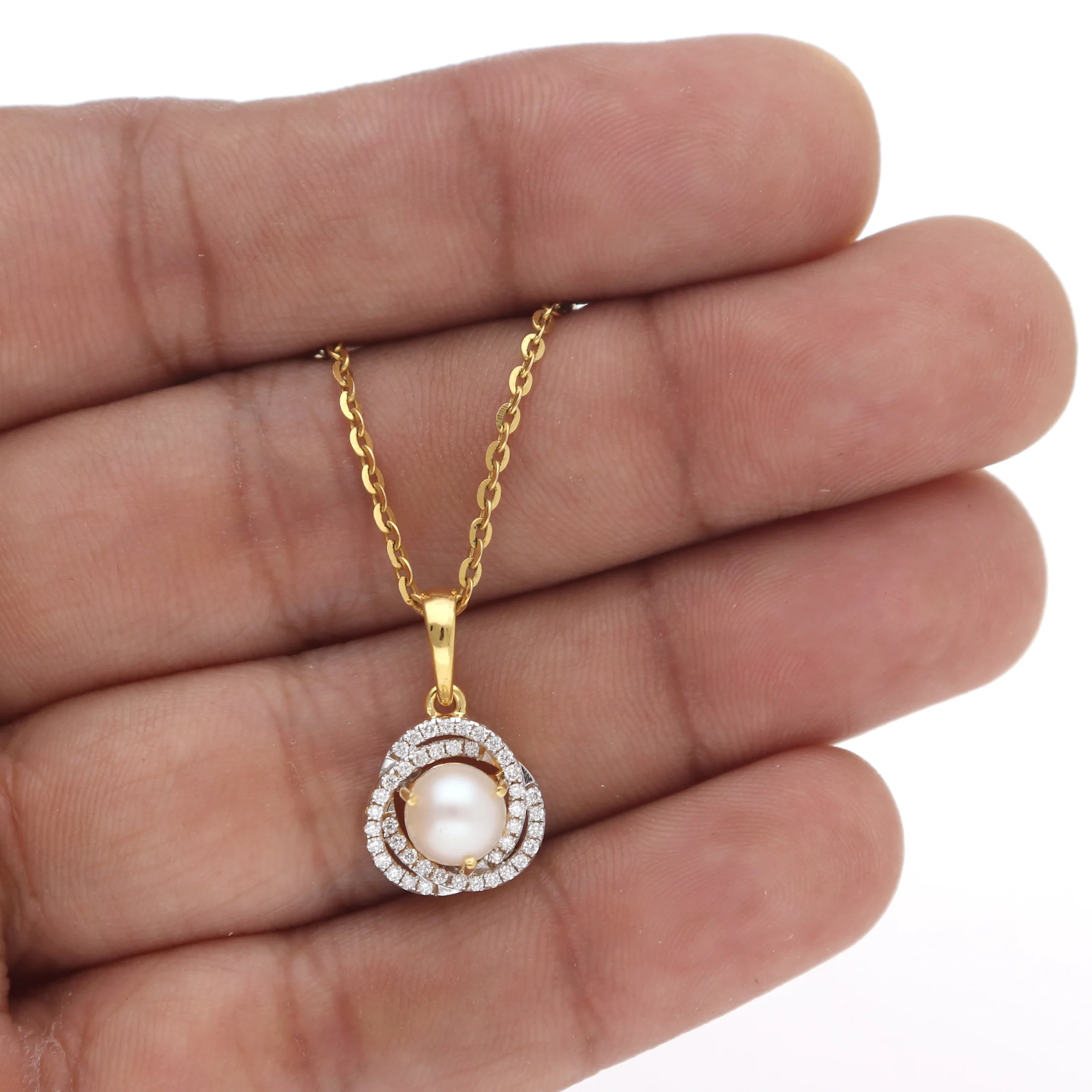 Pearl Diamond Halo Jewellery Set - Image 9