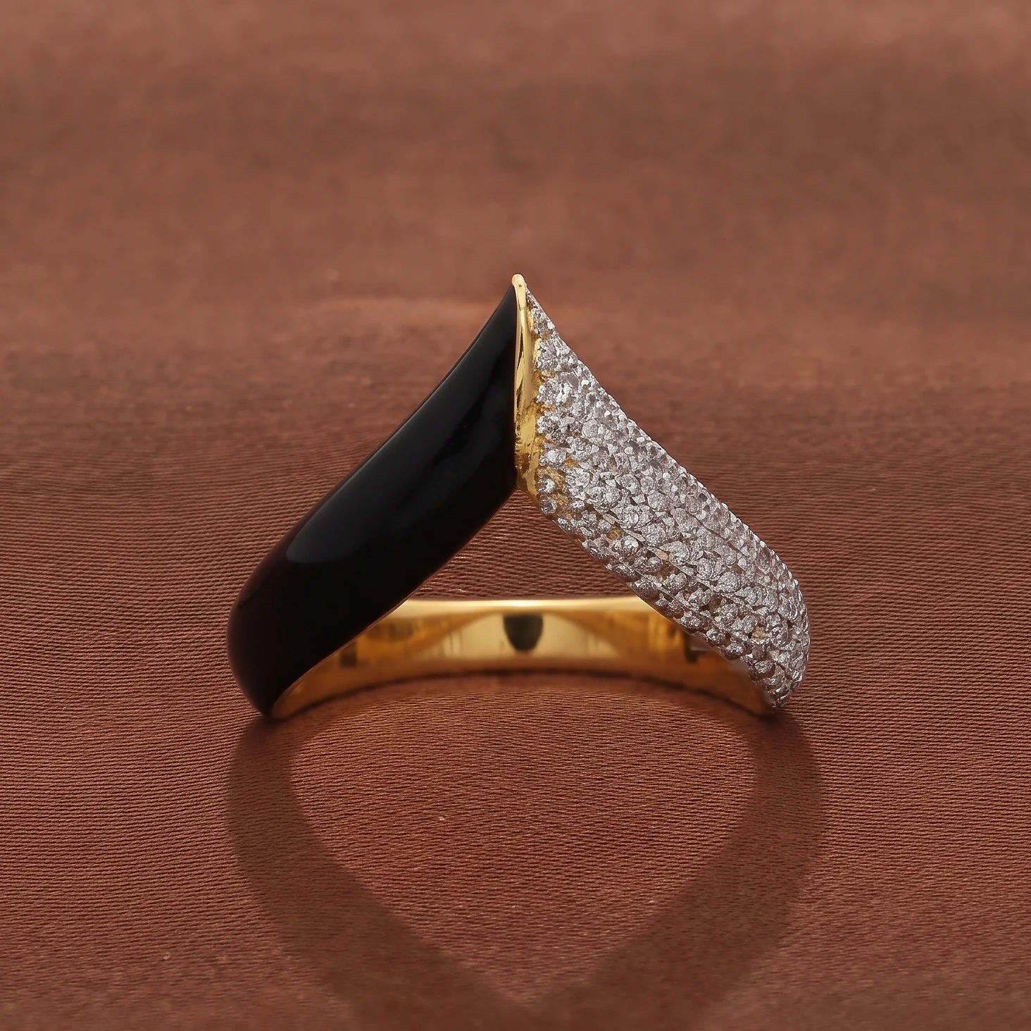 Black Enamel Diamond Ring | R90